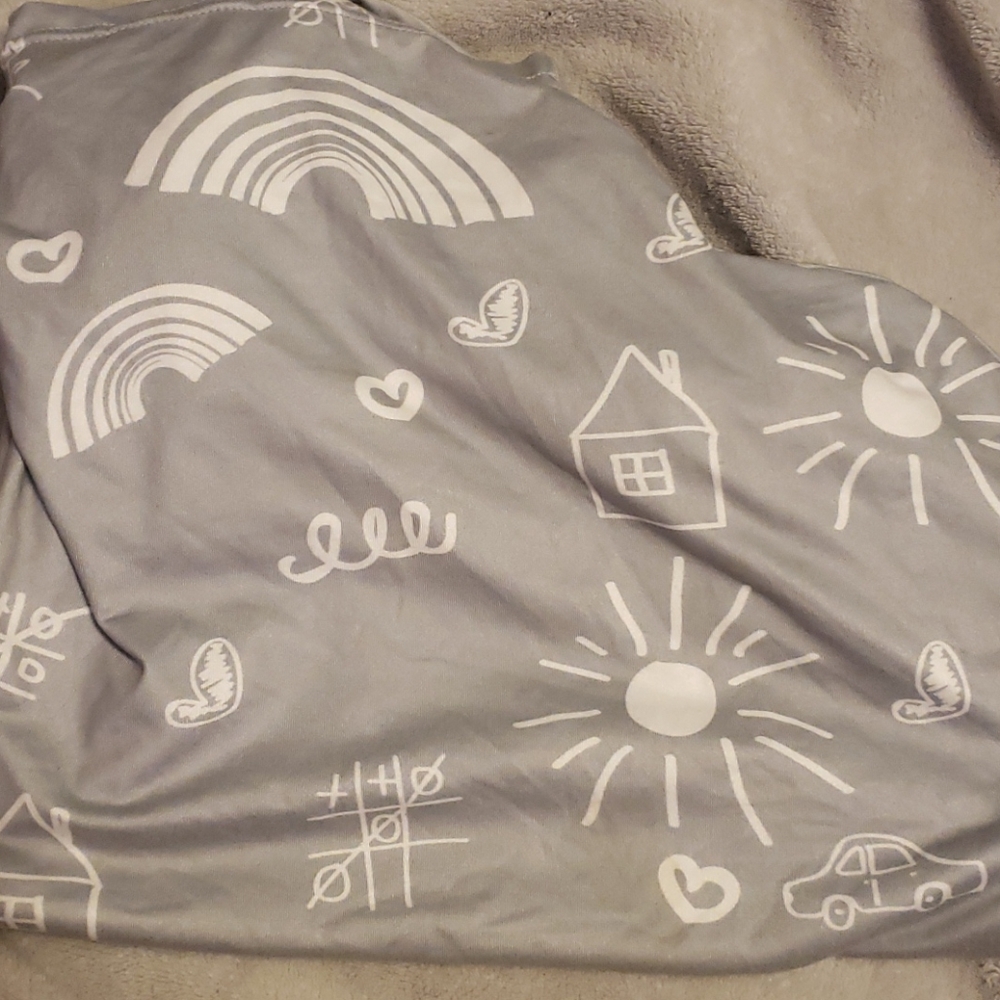 Carseat nursing cover